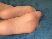 masturbation through pantyhose 1/16