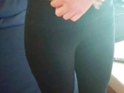 Un accès direct à mon cul et ma chatte 4/16