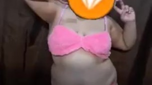 Pink babe dance masturbation