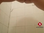 Calentando mi vagina en la bañera, quieres probarme ? 5/16
