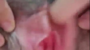 Close up Wet Pink Pussy, Dalagang Pilipina hinimas ang Mani sa Puke hangan sa Labasan