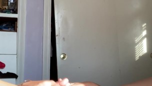 RUBBING CLIT TILL I CUM