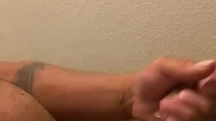Little lizard needs help to grow