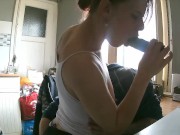 1 heure de jeu devant la cam ! Pipe, baise, double pénétration & petit bonus à la fin ! 4/16