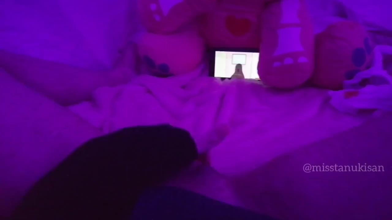 Japan (女子校生)schoolgirl caught touching her virgin pussy watching Hentai uncensored(無修正) and big squirt - RedTube