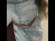 Mi novio me folla el culo en el sillón y me trago su leche 7/16