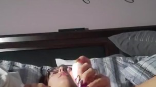 Molly plays with toys and makes herself cum while daddys at work 
