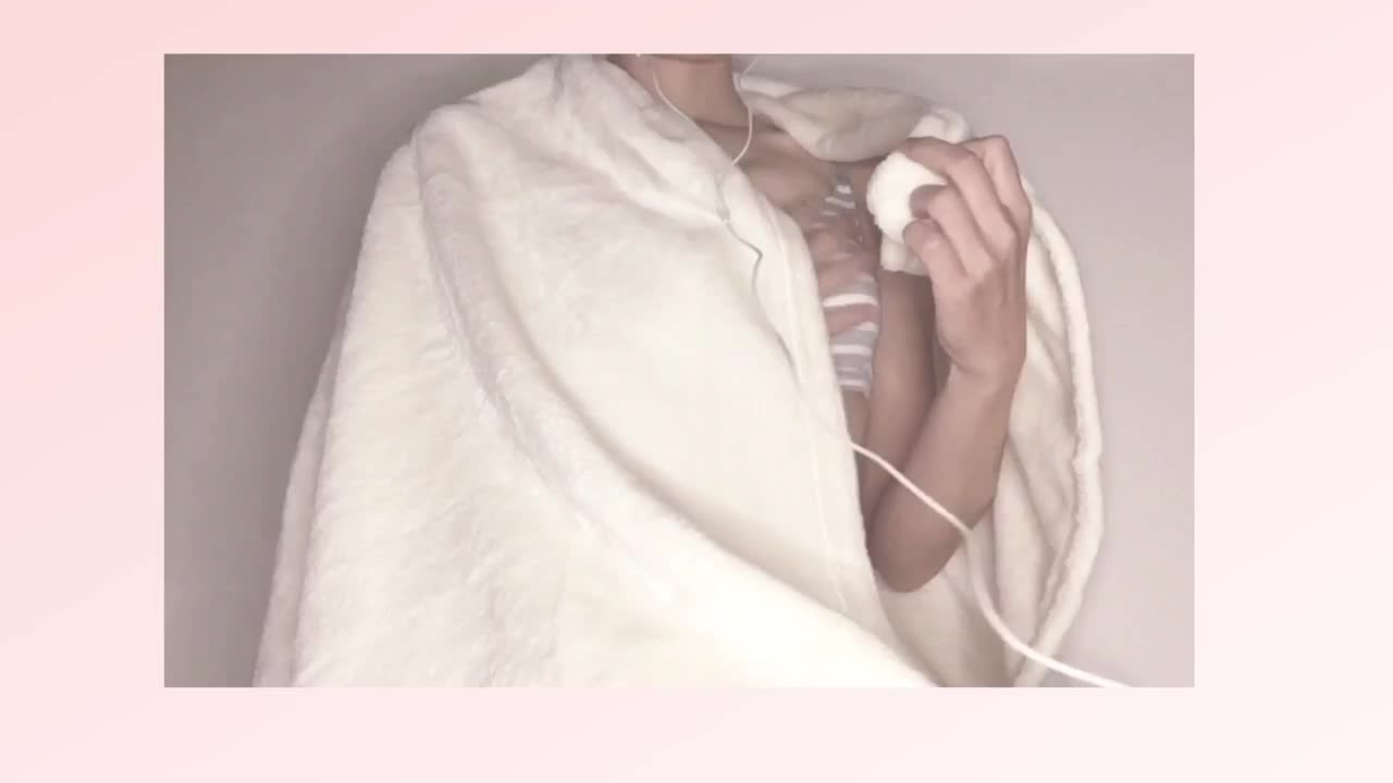【おっぱい乳首マッサージ】大きくしたくて頑張るんだけどどうしてもチクニーで気持ち良くなっちゃうJapanese nipple masturbation massage orgasm - Vidéo de sexe gratuite - RedTube