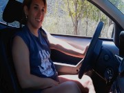 Rubia hace una mamada a un extraño en el estacionamiento del parque 1/16