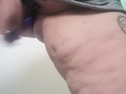 BBW squirts all over