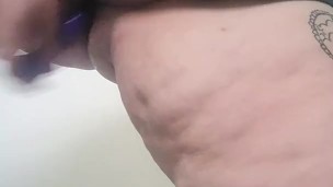 BBW squirts all over
