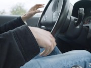 Elle me suce pour me remercier de l'avoir pris en stop - Amateur LesPhiLou 2/16