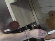 Домашний нудизм. В колготках без трусов голая мамочка на кухне готовит. Подстриженная писька. Сиськи - Screenshot 13 of 16 - Kitchen