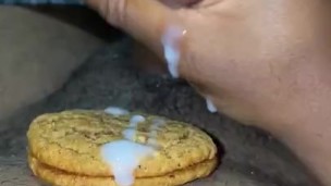 Creaming a creampie