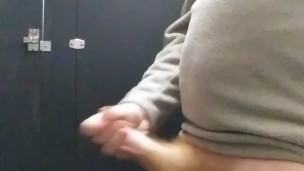 Public jack off (cumming)