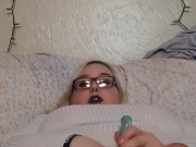 Quick play with g spot vibrator 