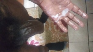 This is the actual video this morning where I cummed in my hand 