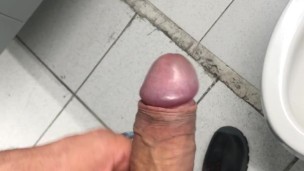 Paja colombiana en el baño