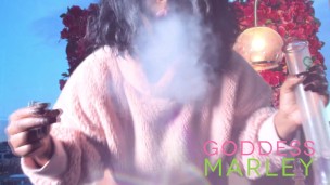 Goddess Marley Does Bong Rips In Denver High Rise
