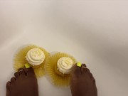 Squeezing Cupcakes - Screenshot 3 of 16 - Kink