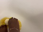 Squeezing Cupcakes - Screenshot 4 of 16 - Masturbate