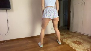 TWERK DANCING