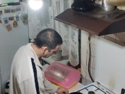 Well roasted peanuts, I love it. 10/16