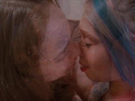 Real Amateur Threesome - She allowed her boyfriend to fuck me too! - Venusss e Cherry Adams / Squirt