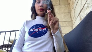 Smoking Outside w Banksie!