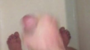 Hot guy having a good wank (WORTH A DOWNLOAD!)