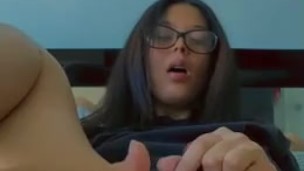 Amateur teen plays with new dildo