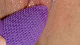 Houngry housewife vibes clit 