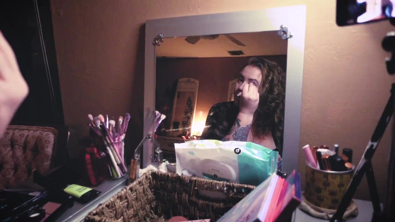 Lo-Fi Stoner BBW Goddess Golly Bells Slow-Mo Belly Play and Feeding - Free Sex Video - RedTube