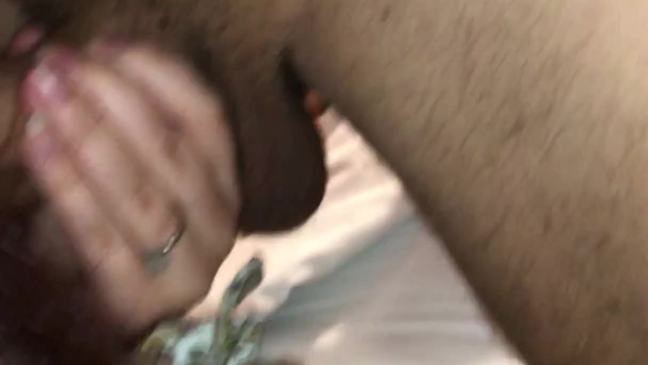 Husband films slut wife take a cock in each end with creampie leaking out - 無料セックスビデオ - RedTube