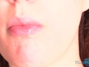 Spit Bubbles PREVIEW - Screenshot 2 of 16 - Mom
