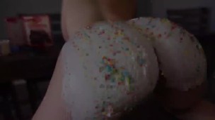 KIM IVORY BIRTHDAY CAKE TWERK