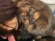 Опасный минет на дороге и в мужском туалете ТРЦ - публично и без стеснения! - Screenshot 14 of 16 - Outside