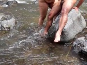 follando en el rio 14/16