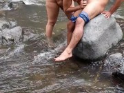 follando en el rio 4/16