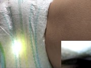 001 寝転がっておむつにおもらし。膨らんだおむつが良い感じ（パンパース） - Screenshot 3 of 16 - Pee