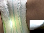 001 寝転がっておむつにおもらし。膨らんだおむつが良い感じ（パンパース）