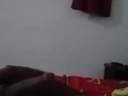 Me masturbo por tu video.