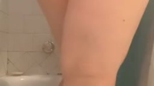 Come take a shower with me baby