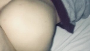 Diálogo Whatsapp. Meu vizinho me fodeu com câncer enquanto sua namorada estava no outro quarto.