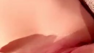 Cumming with my Vibrator 