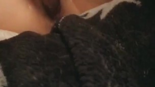 Thicc girl fucks herself with her dildo 