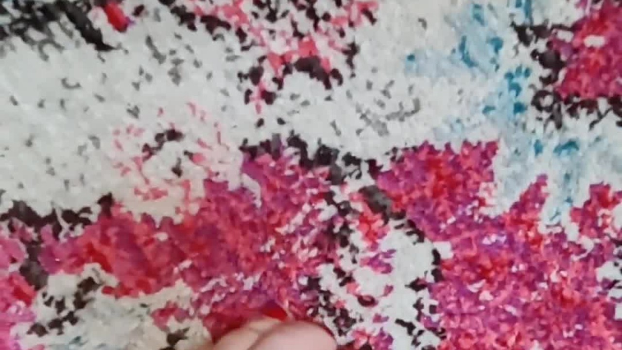 Bbw Giantess gets a new little slave! Watch her play! Insertion, butt crush, feet play, vore. - Darmowe seks wideo - RedTube