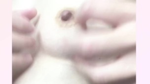 【乳首お手入れ】ミルクですべすべにしたので、ちくびを可愛がって気持ちよくさせてください nipple massage care masturbation orgasm Japanese amateu