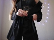 Дрочу пизду пальцами. Мощный оргазм неопытной школьницы  2/16