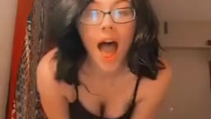 Snow bunny shakes some ass